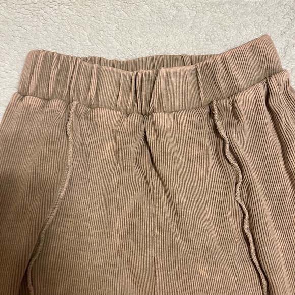 Flattering Flare Leg Brown Yoga pants - Picture 3 of 4